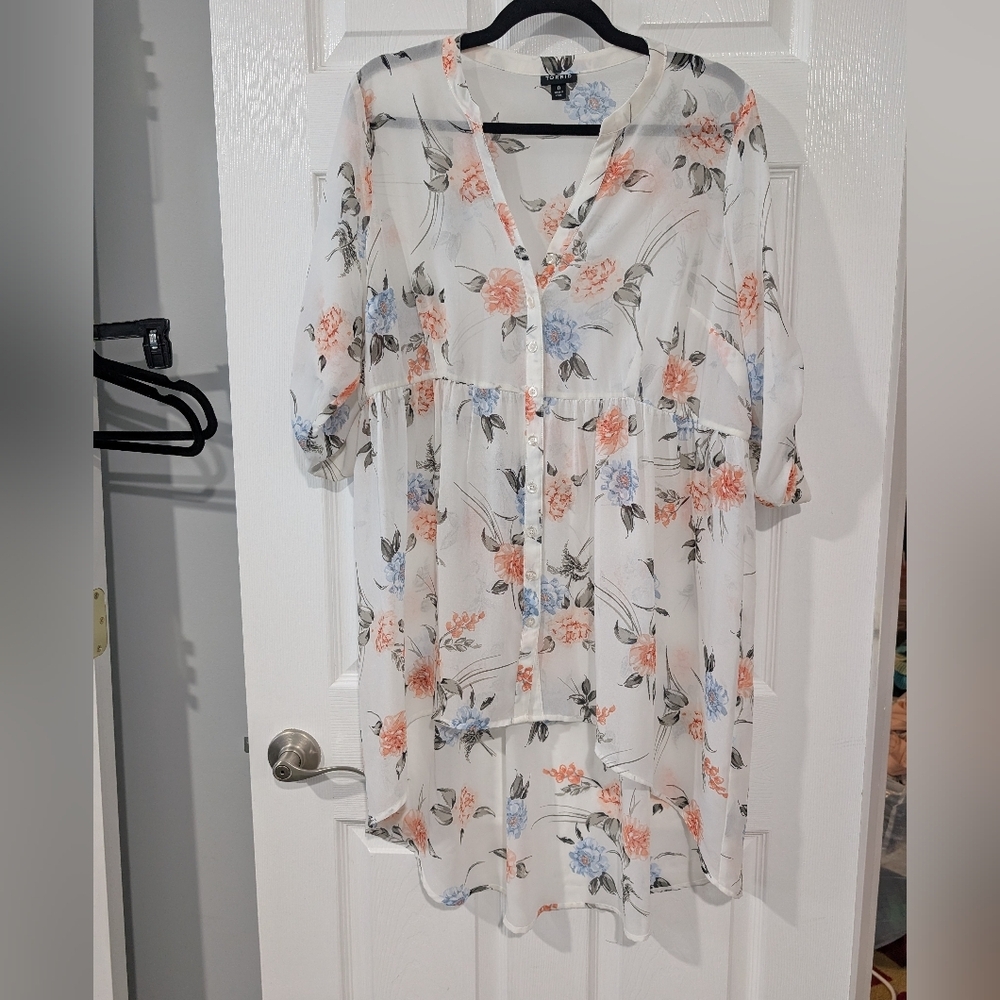 Torrid White Floral Hi-Lo Tunic Top in Size 0 (Large/12)